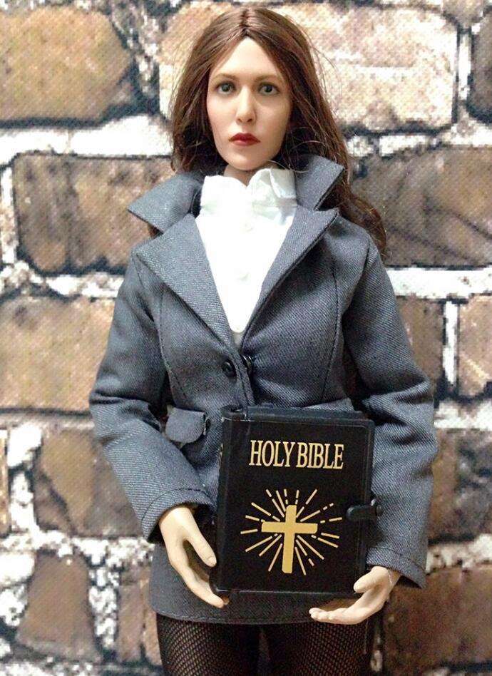 Accesorio Biblia para figuras escala 1/6  - Image 10