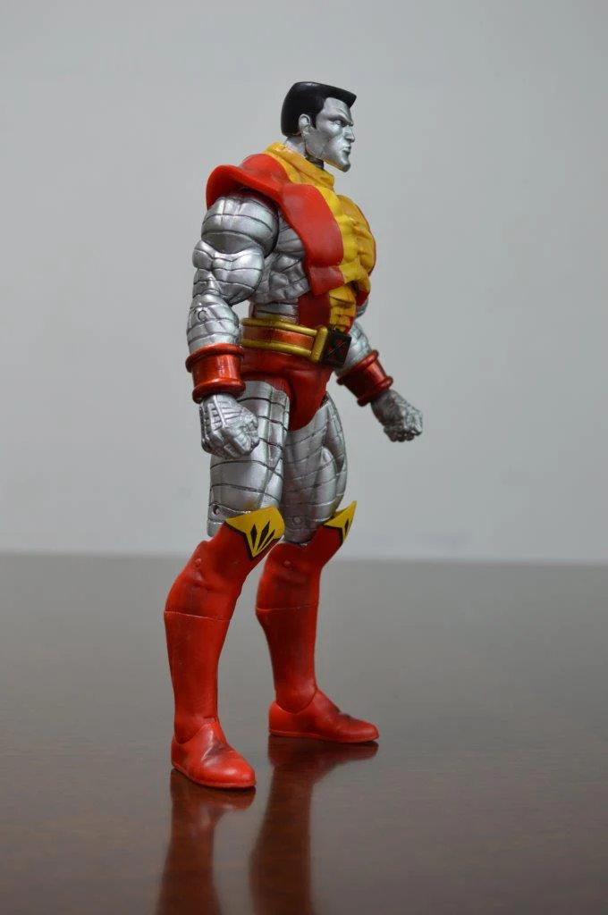 Figura Colossus Marvel Select marca Diamond Select - Image 4