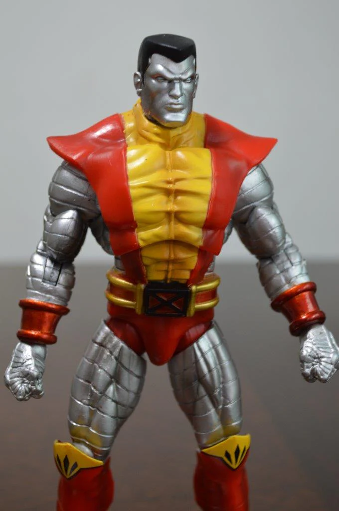 Figura Colossus Marvel Select marca Diamond Select - Image 5