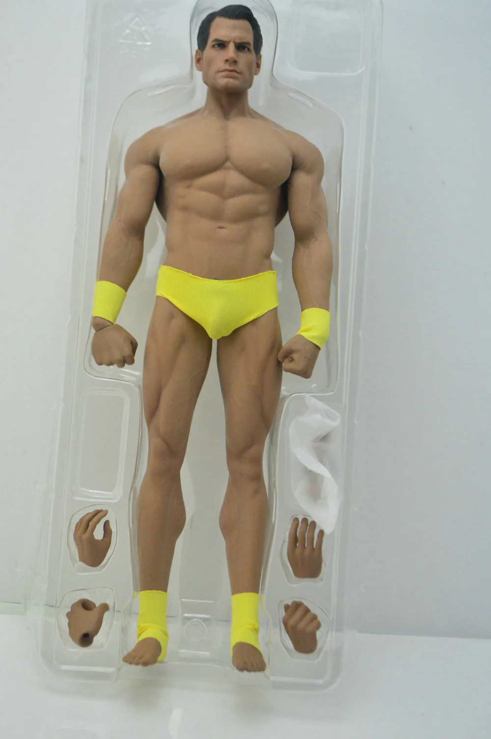 Figura Henry con cuerpo musculoso marca Phicen TBLeague M34 escala 1/6 - Image 11
