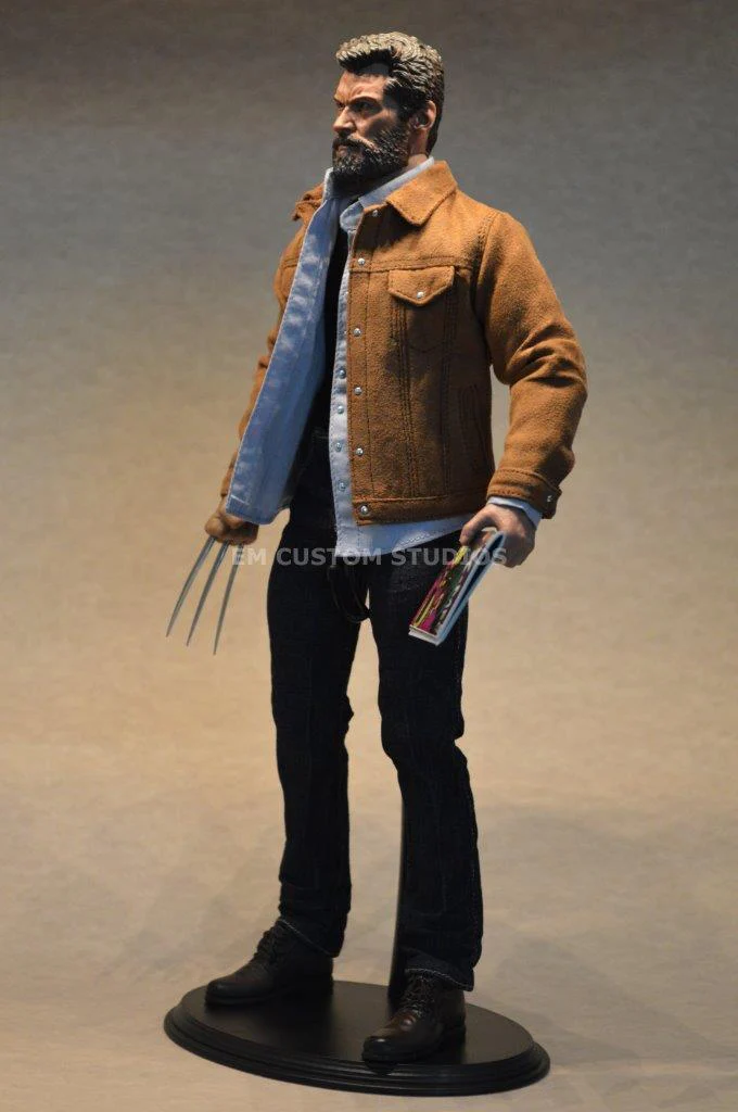 Figura Wolfman con traje casual y comic escala 1/6 - Image 3