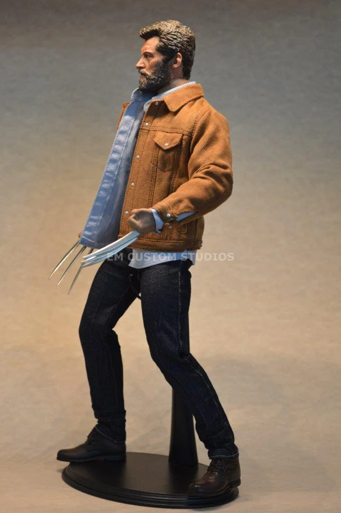 Figura Wolfman con traje casual y comic escala 1/6 - Image 5