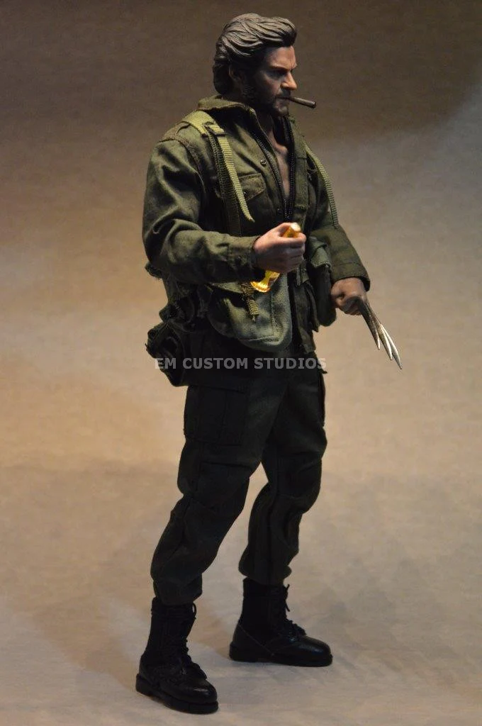 Figura Wolfman con traje militar Vietnam marca EM Custom Studios escala 1/6 - Image 3