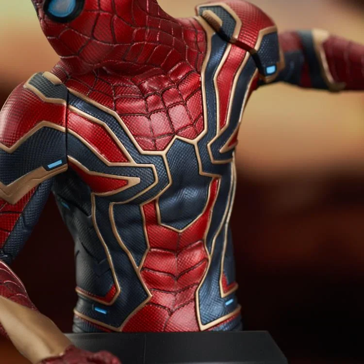 Pedido Busto Iron Spider (Edición limitada) (Resina) - Marvel Studios: The Infinity Saga marca Diamond Select Toys escala 1/6 - Image 11