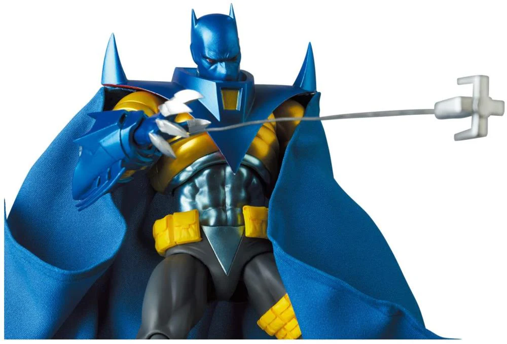 Pedido Figura Azrael Batman - Batman: Knightfall - MAFEX No. 144 marca Medicom Toy escala 1/12 (resurtido) - Image 7