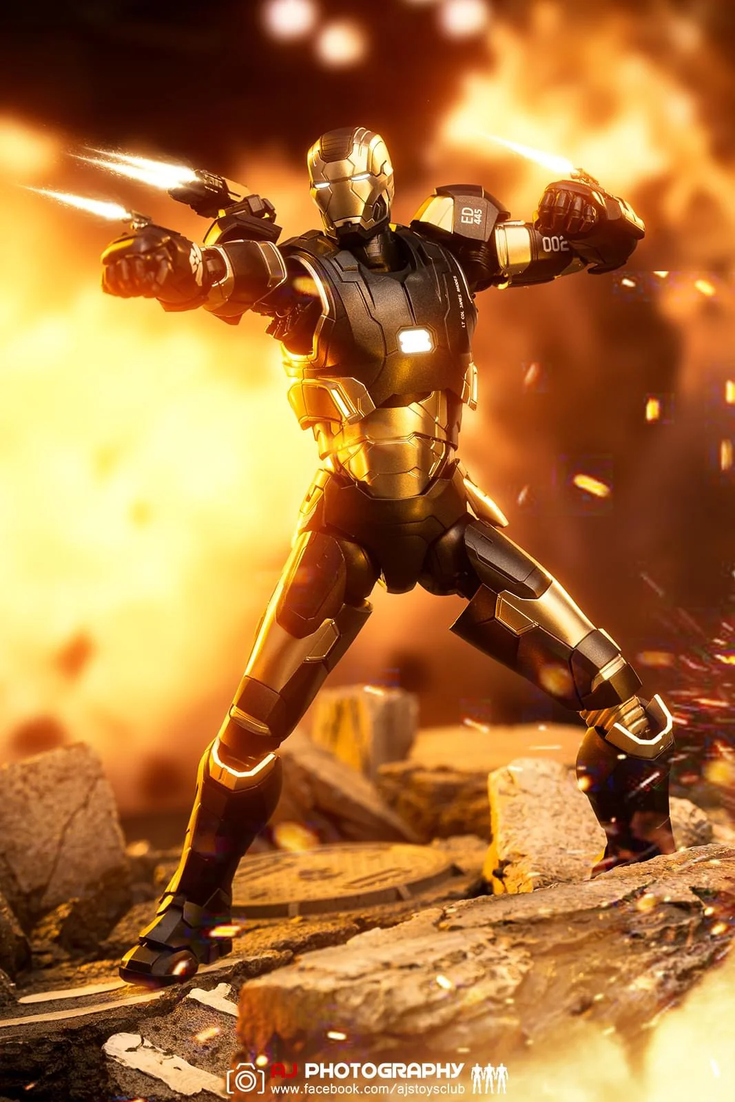 Pedido Figura DLX War Machine Mark 2 - Avengers: The Infinity Saga marca Threezero 3Z0478 escala pequeña 1/12 - Image 19