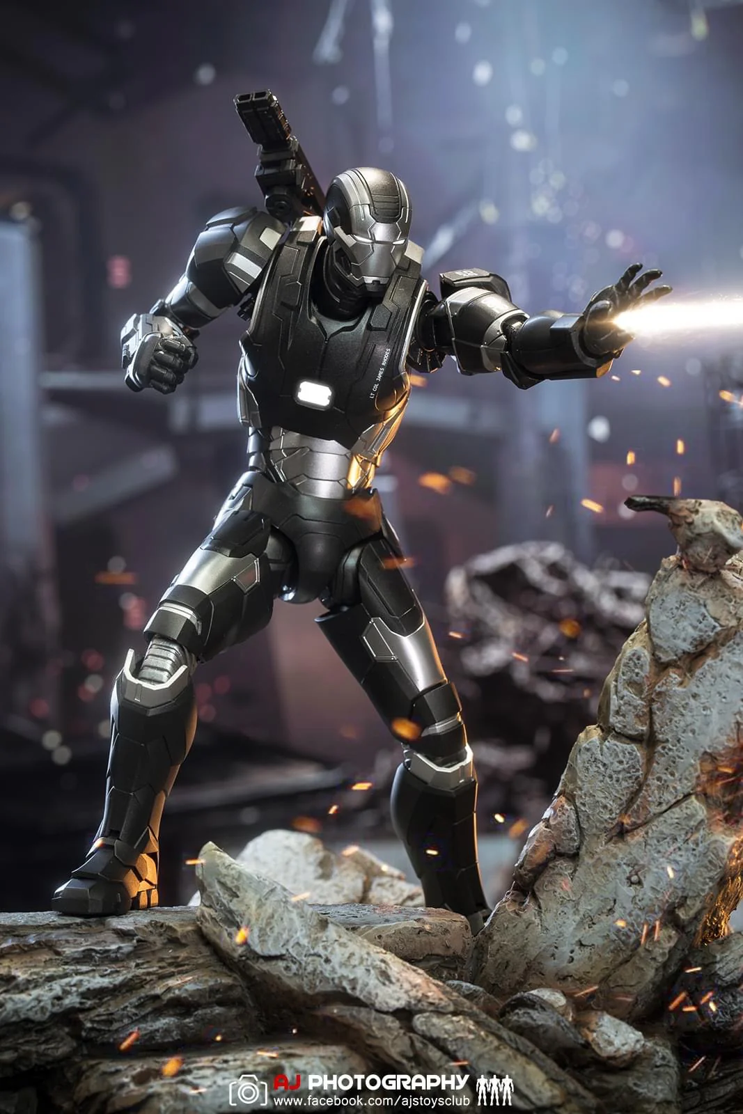Pedido Figura DLX War Machine Mark 2 - Avengers: The Infinity Saga marca Threezero 3Z0478 escala pequeña 1/12 - Image 20