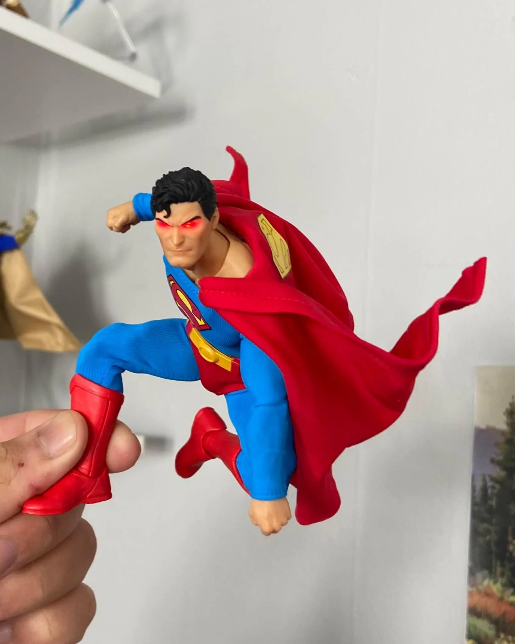 Pedido Figura Superman - Man of Steel Edition One:12 Collective marca Mezco Toyz 76553 escala pequeña 1/12 - Image 30
