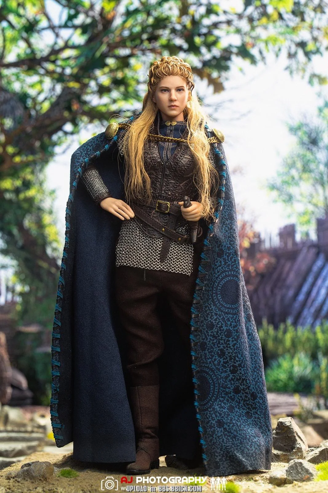 Pedido Figura Viking Female Soldier marca Poptoys EX051 escala 1/6 - Image 14