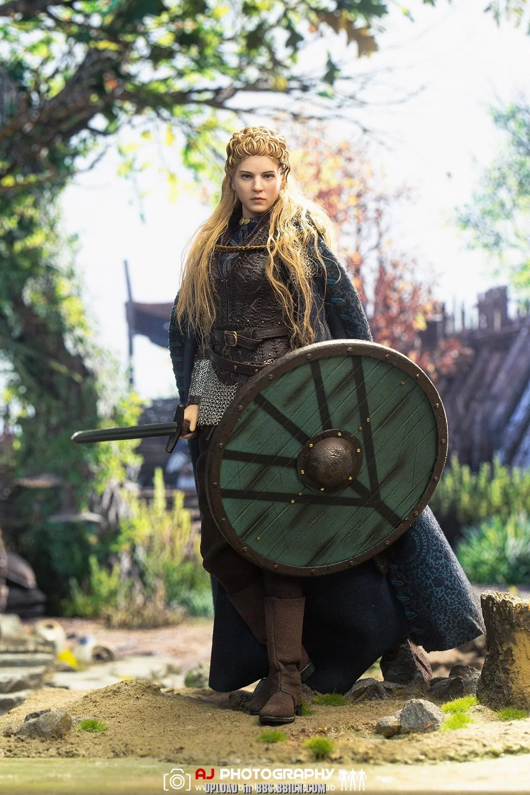 Pedido Figura Viking Female Soldier marca Poptoys EX051 escala 1/6 - Image 16