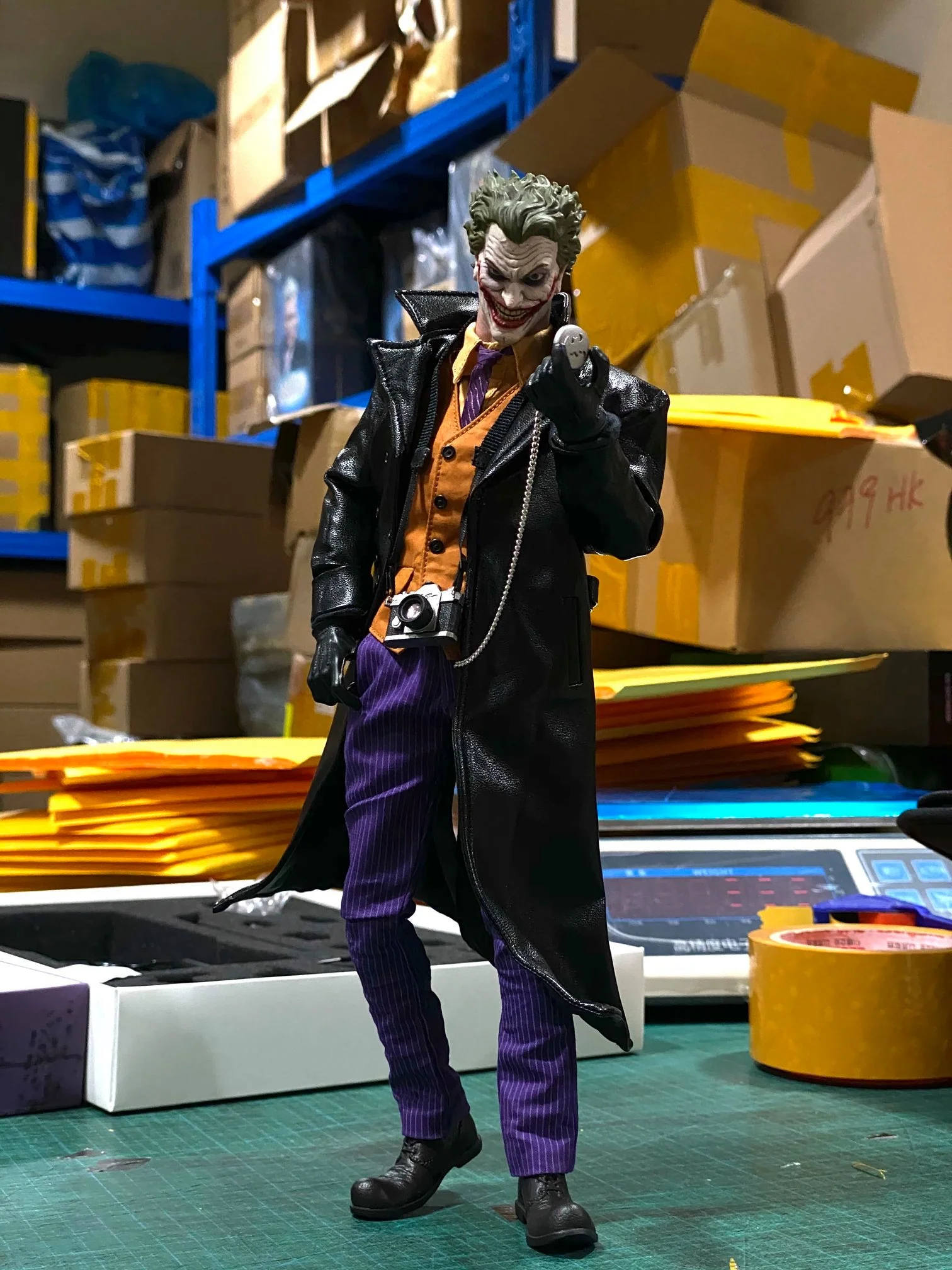Pedido Set de Ropa Maniac marca Daftoys F01 escala 1/6 - Image 15